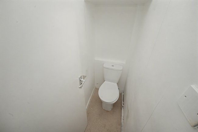 43 Anglesey House, Lindfield Street, Poplar, London E14 6HS 4