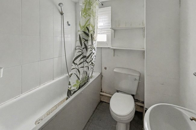 1K Beulah Hill, London, SE19 3LQ 10