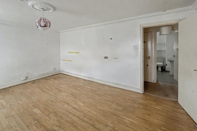 1K Beulah Hill, London, SE19 3LQ 10