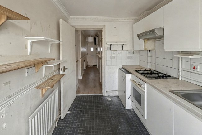 1K Beulah Hill, London, SE19 3LQ 10