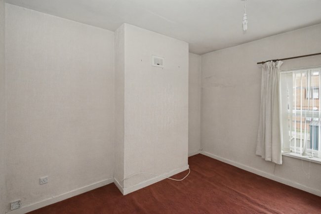 76 Hollyhedge Lane, Walsall, West Midlands, WS2 8PZ 10