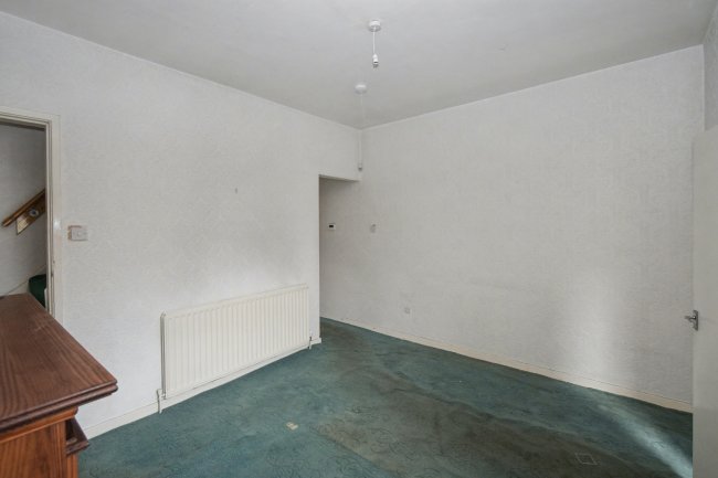 76 Hollyhedge Lane, Walsall, West Midlands, WS2 8PZ 10