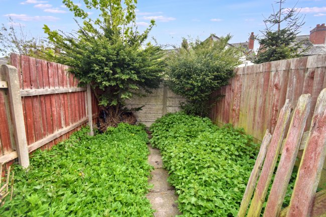 76 Hollyhedge Lane, Walsall, West Midlands, WS2 8PZ 10