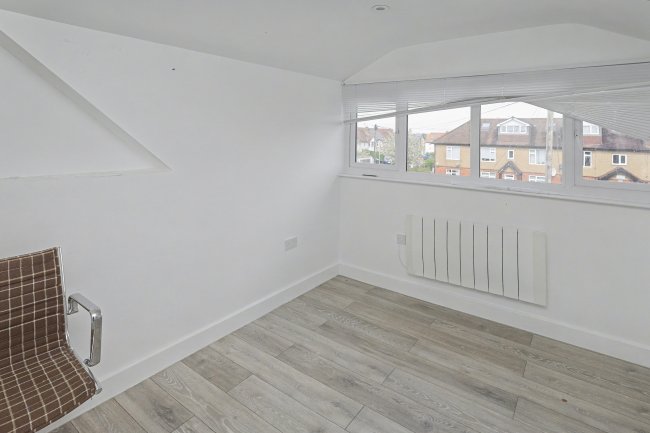 3A Avon Court, Braund Avenue, Greenford, London, UB6 9JH 10