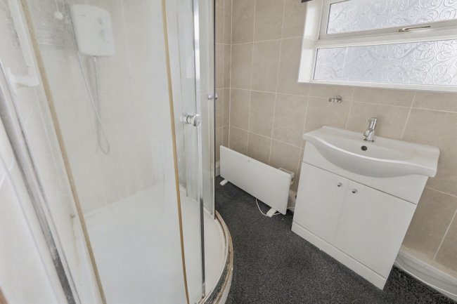 45 Milldale Road, Long Eaton, Nottingham, NG10 3JB 6