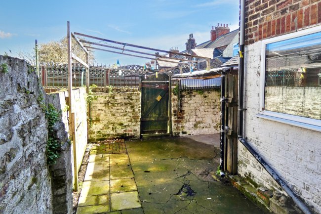 12 Cambridge Street, Bridlington, East Riding, Yorkshire, YO16 4JZ 8