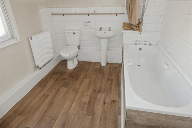 12 Cambridge Street, Bridlington, East Riding, Yorkshire, YO16 4JZ 8