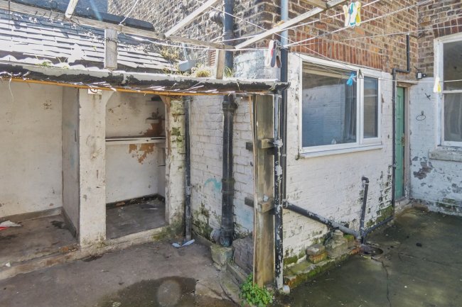 12 Cambridge Street, Bridlington, East Riding, Yorkshire, YO16 4JZ 8