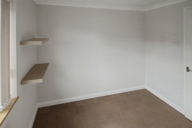 7 Hornbeam, Burwash, Etchingham, TN19 7BT 8