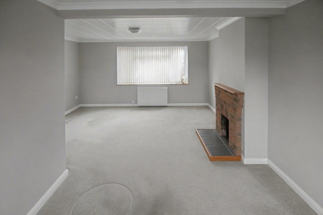 7 Hornbeam, Burwash, Etchingham, TN19 7BT 8