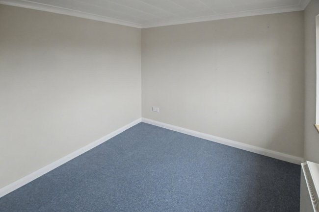 7 Hornbeam, Burwash, Etchingham, TN19 7BT 8