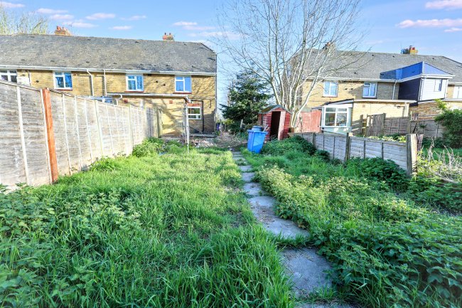 13 Poplar View, Faversham, ME13 9AF 9