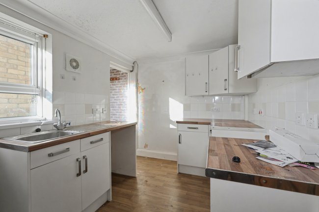 13 Poplar View, Faversham, ME13 9AF 9