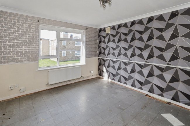 Flat 49, Peregrine Drive, Sittingbourne, ME10 4TZ 8