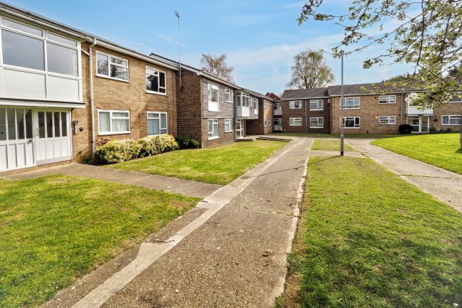 Flat 49, Peregrine Drive, Sittingbourne, ME10 4TZ 8