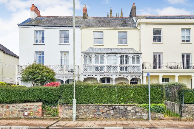 2 Union Terrace, Barnstaple, Devon, EX32 9AB 9