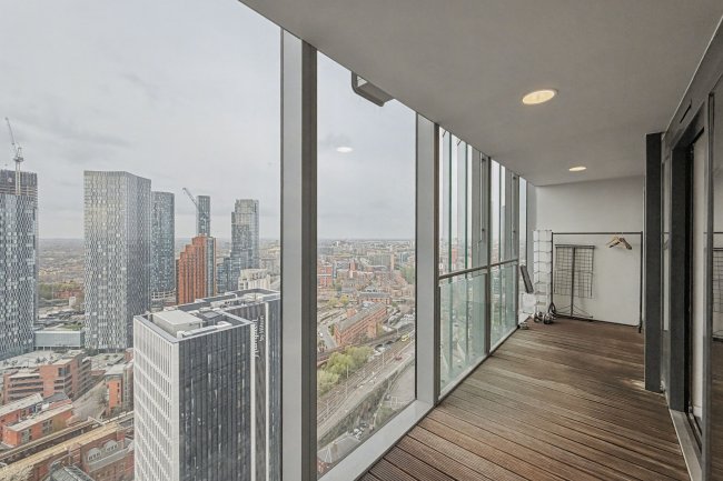 Apartment 2606, Beetham Tower, 301 Deansgate, Manchester, Greater Manchester, M3 4LT 6