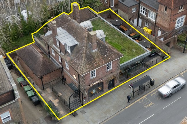 77 High Street, Uckfield TN22 1AP 9