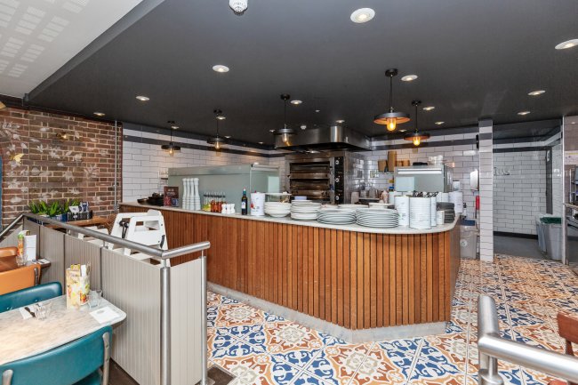 77 High Street, Uckfield TN22 1AP 9