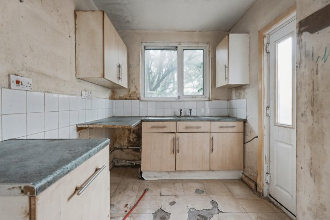 11 Kirk Road, Litherland, Liverpool, L21 8HU 7