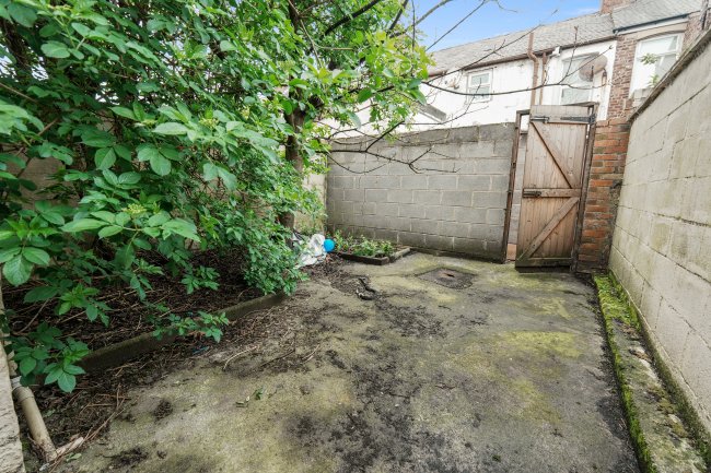 11 Kirk Road, Litherland, Liverpool, L21 8HU 7