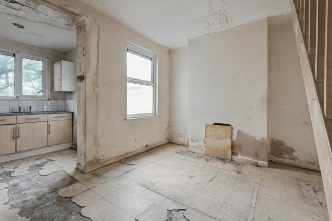 11 Kirk Road, Litherland, Liverpool, L21 8HU 7