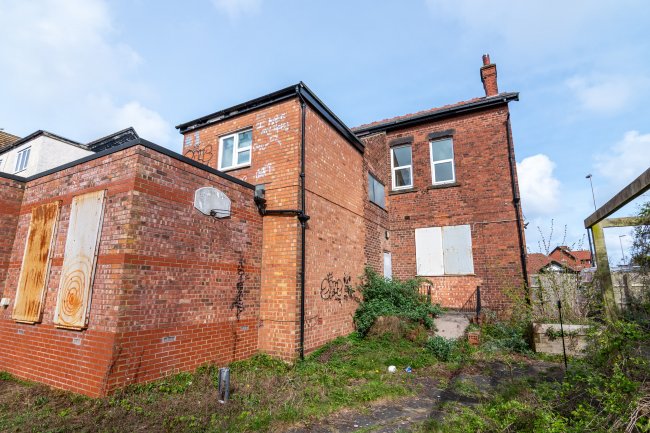 141 & 141A Hornby Road, Blackpool, Lancashire, FY1 4JG 3