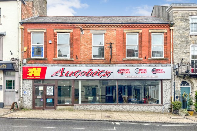 48 High East Street, Dorchester, Dorset DT1 1HU 1