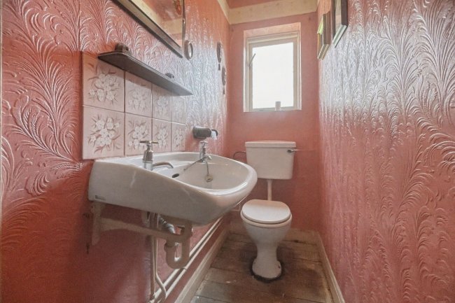 85 Clapham Manor Street, Clapham, London, SW4 6DR 3