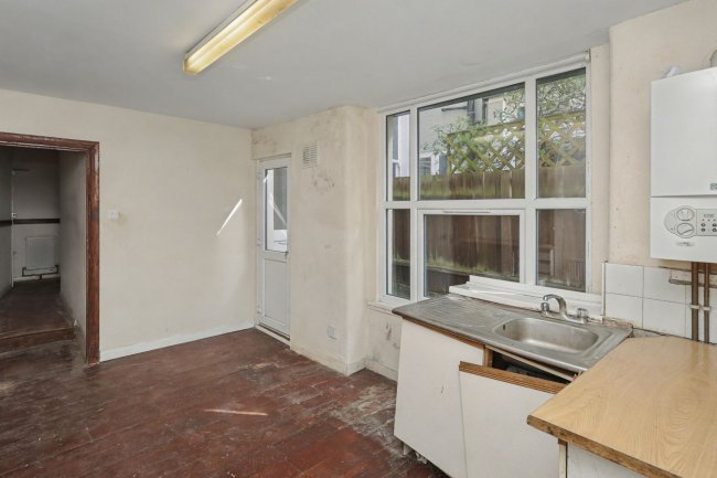 Ground & First Floor Flats, 19 Halstow Road, Greenwich, London, SE10 0LD 5