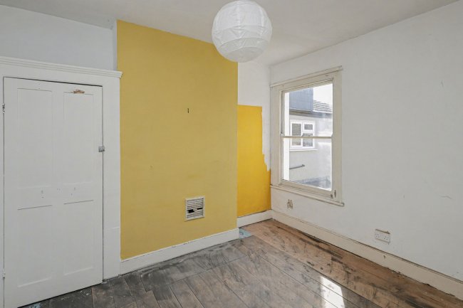 Ground & First Floor Flats, 19 Halstow Road, Greenwich, London, SE10 0LD 5