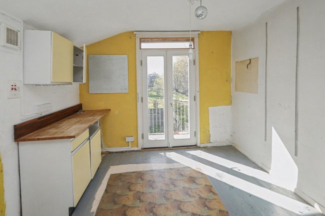 Ground & First Floor Flats, 19 Halstow Road, Greenwich, London, SE10 0LD 5