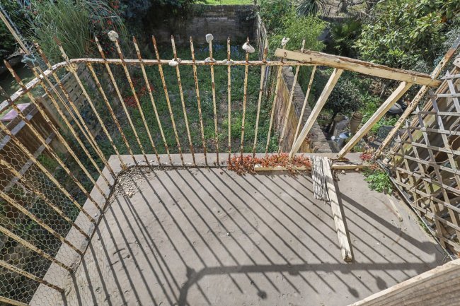 Ground & First Floor Flats, 19 Halstow Road, Greenwich, London, SE10 0LD 5