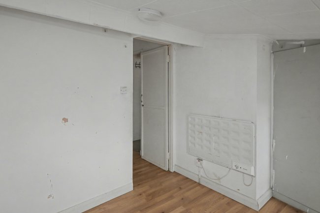 15-15A New Barn Street, Plaistow, London E13 8JZ 10