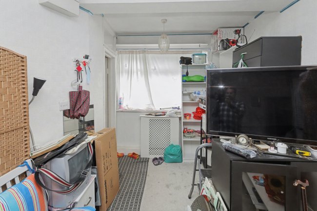 15-15A New Barn Street, Plaistow, London E13 8JZ 10