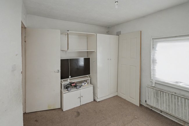 15-15A New Barn Street, Plaistow, London E13 8JZ 10