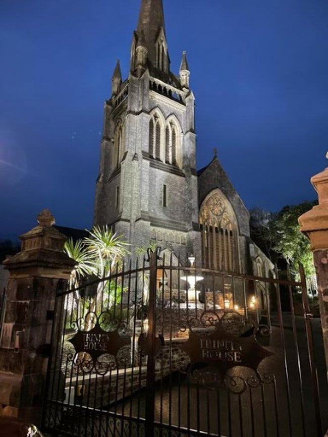 Trinity House, Torwood Gardens Road, Torquay, Devon, TQ1 1EJ 1