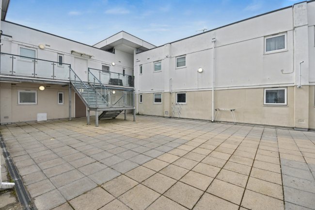 The Courtyard, 23/27 Wolborough Street, Newton Abbot TQ12 1JQ 6