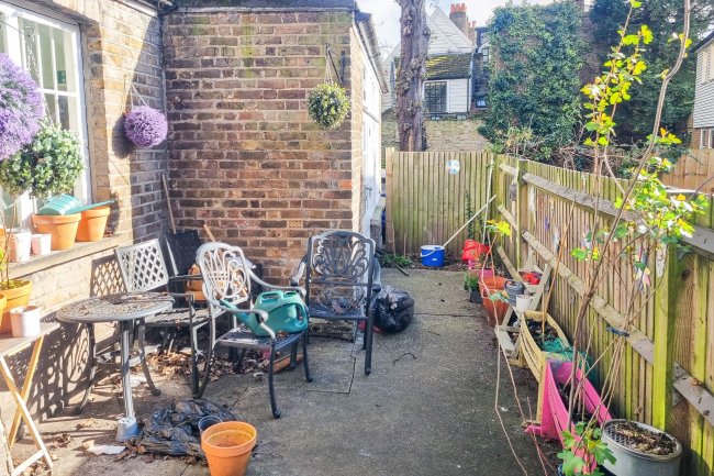 84 Silver Street, Enfield, London, EN1 3EP 5