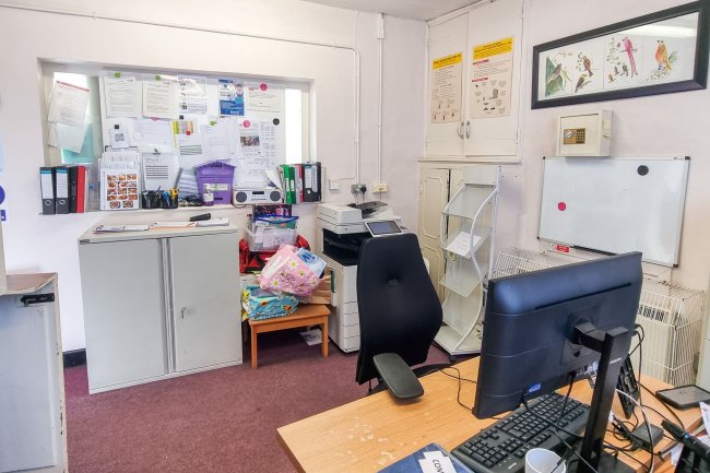 84 Silver Street, Enfield, London, EN1 3EP 5