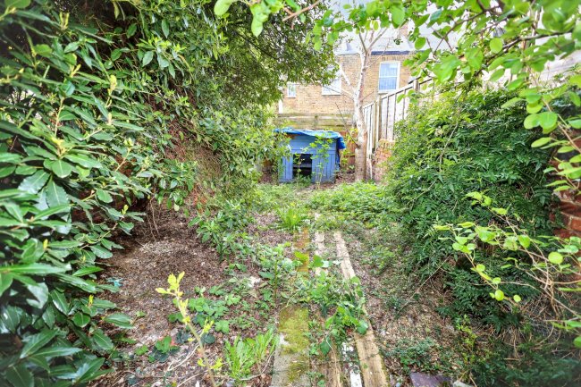 Flat A, 126 Leghorn Road, London NW10 4PG 7