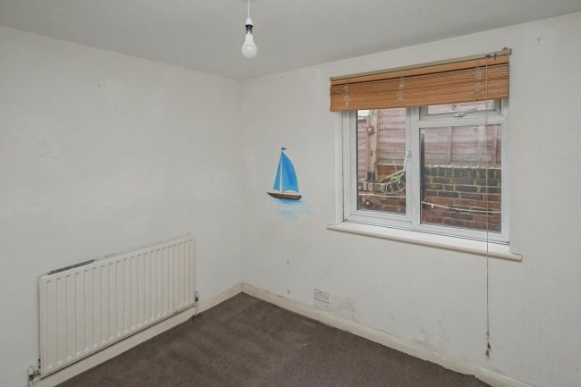 Flat A, 126 Leghorn Road, London NW10 4PG 7