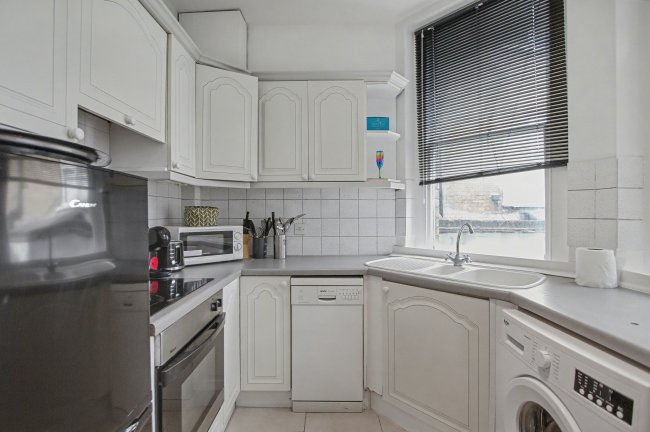 Flat 4 Strathray House, 30 Marylebone High Street, London, W1U 4PN 1
