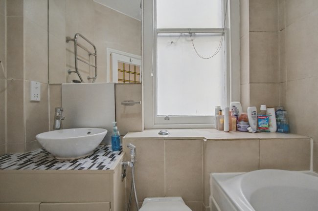 Flat 4 Strathray House, 30 Marylebone High Street, London, W1U 4PN 1