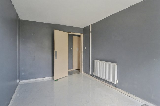 34 Coles Place, Chard, TA20 2BA 3