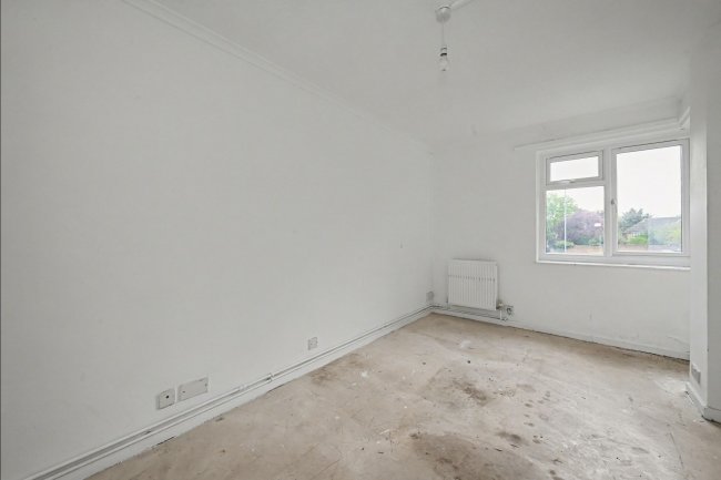 Flat 4, Hawkswood House, Moordale Avenue, Bracknell, RG42 1RY 6