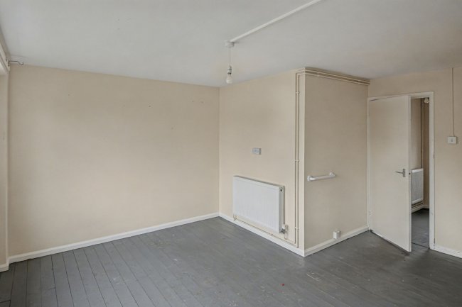 61 Wellington Flats, Salthouse Lane, Yeovil, Somerset, BA20 1TY 1