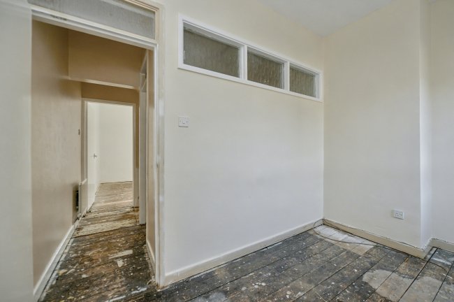 74 Hollyhedge Lane, Walsall, WS2 8PZ 1