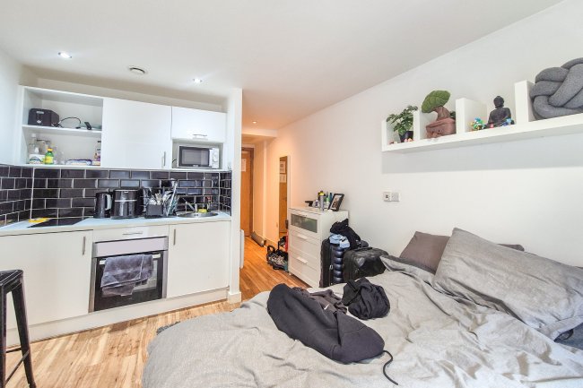 B502 (173B) Liverpool One,Seel Street,Liverpool L1 4AN 1