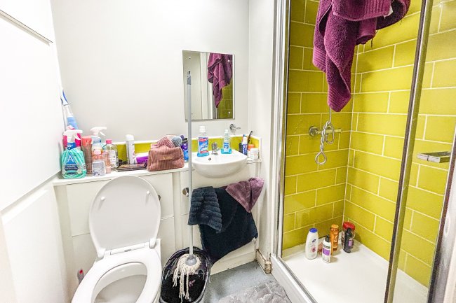 309 Maid Marion House , Maid Marion Way, Nottingham, NG1 6BJ 2